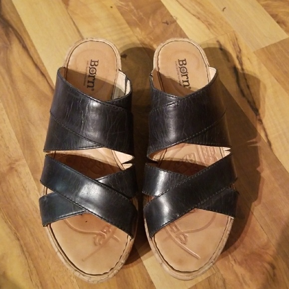 born black sandals size 8
